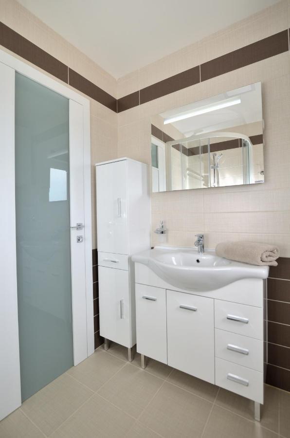 Villa Sofia Martinscica  Ngoại thất bức ảnh